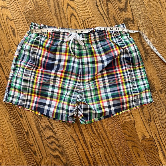NWT Hollister plaid swim trunks - Picture 3 of 9